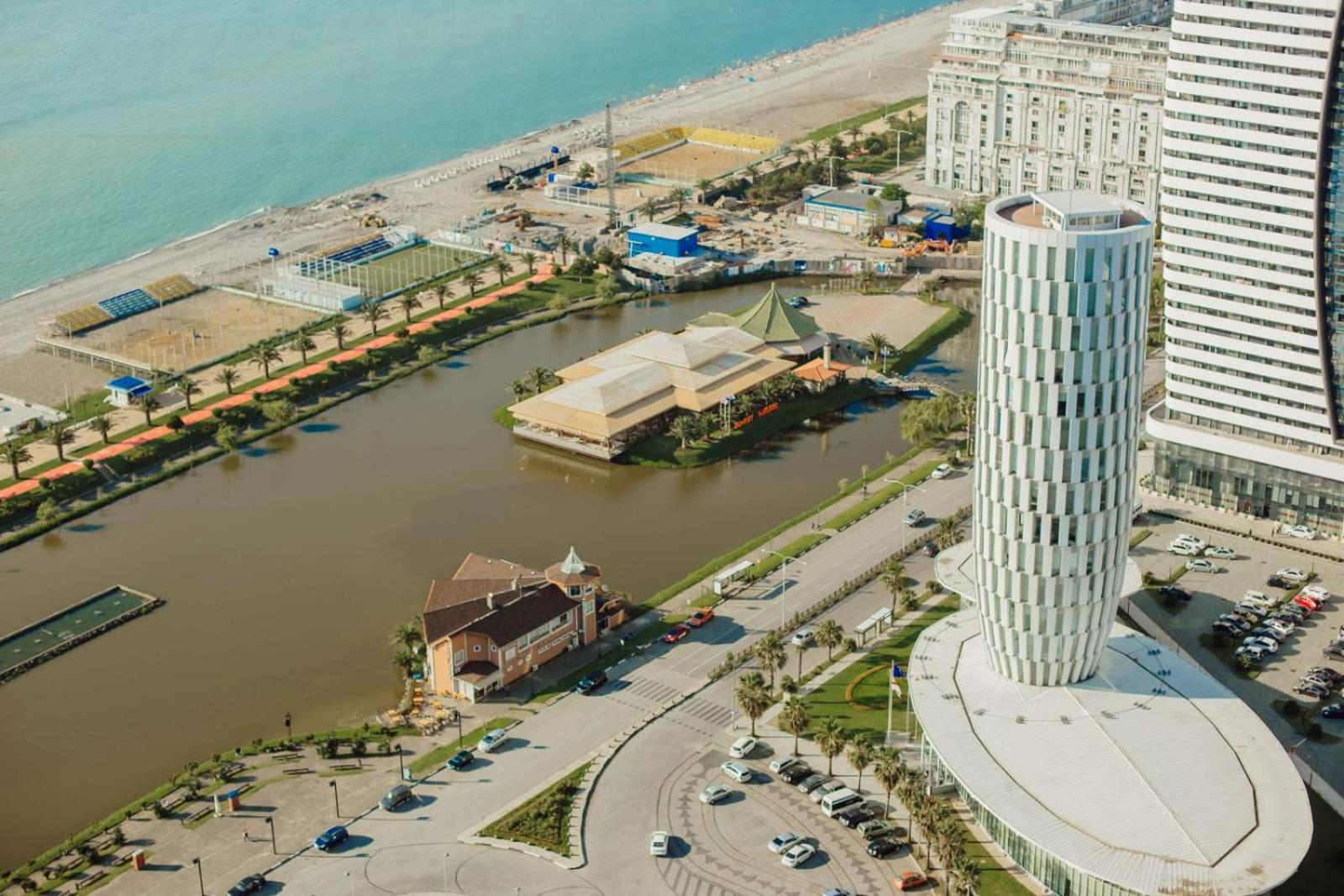 Orbi City Batumi Bagian luar foto